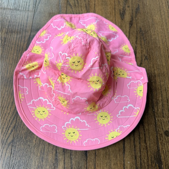 Pottery Barn Kids beach hat - Picture 1 of 4